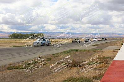 media/Sep-30-2023-24 Hours of Lemons (Sat) [[2c7df1e0b8]]/Track Photos/115pm (Front Straight)/